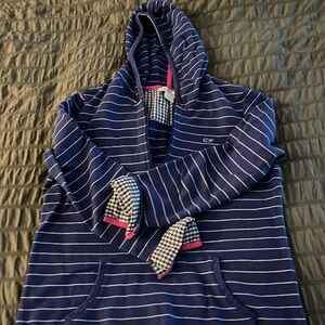 Cute striped/gingham pattern sweatshirt